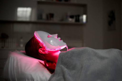 Acne light therapy